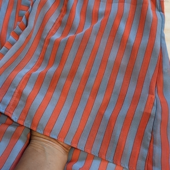 SLIGHTLY sheer Issue sleeveless TOP size Medium - Picture 3 of 7